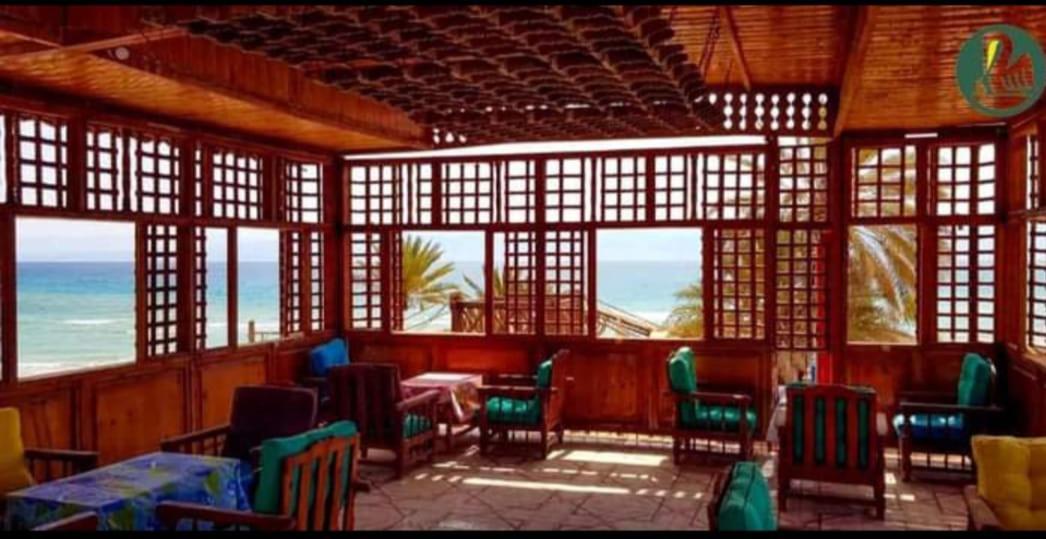 Sebaii Camp السباعى كامب شاطئ الترابين بجوار ويت بالس Albergue Nuweiba` Exterior foto